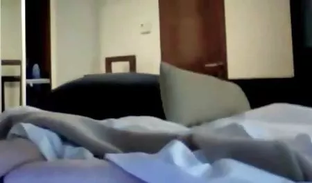 GF сосет петух на камеру за деньги